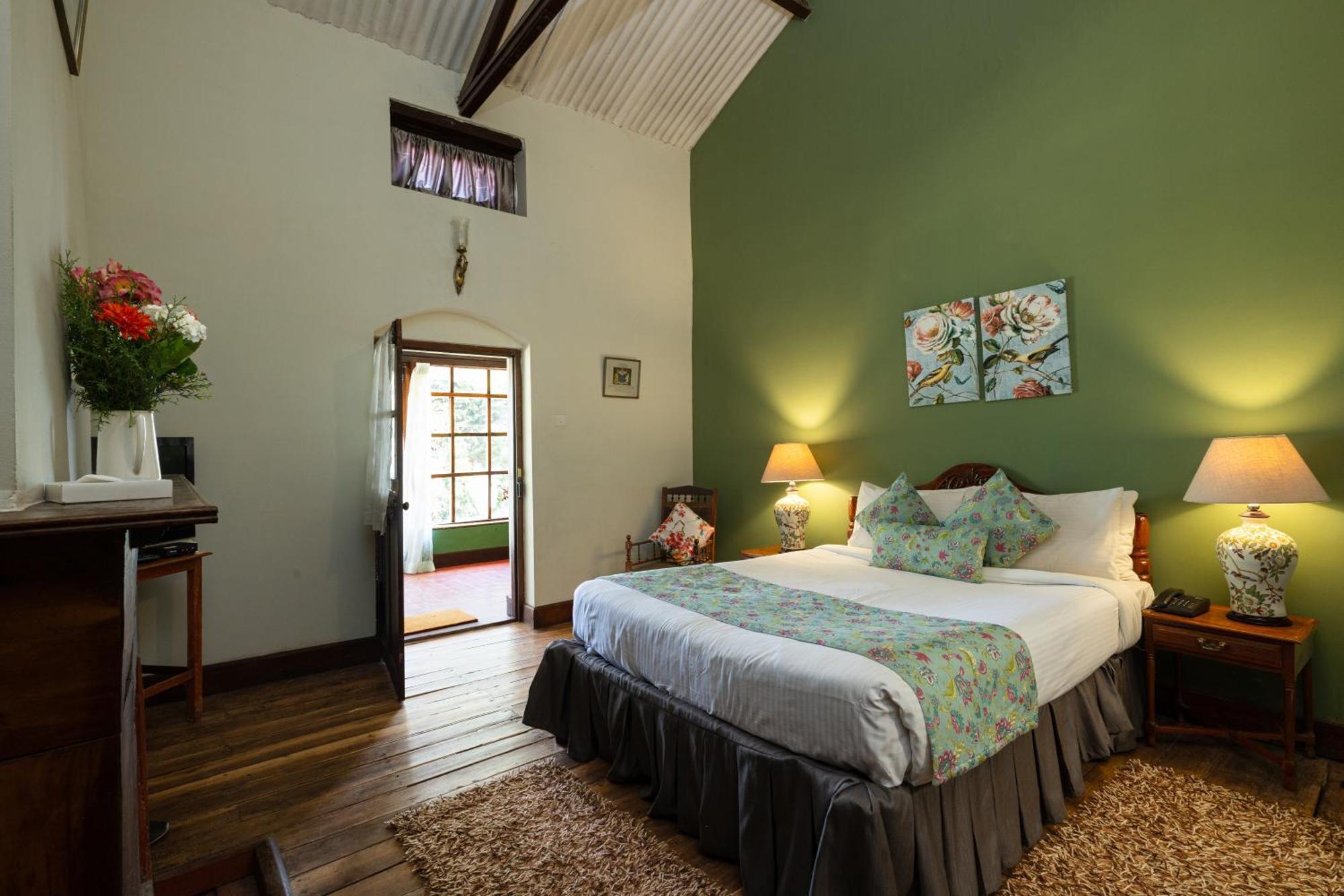 King'S Cliff Hotel Ооти Екстериор снимка